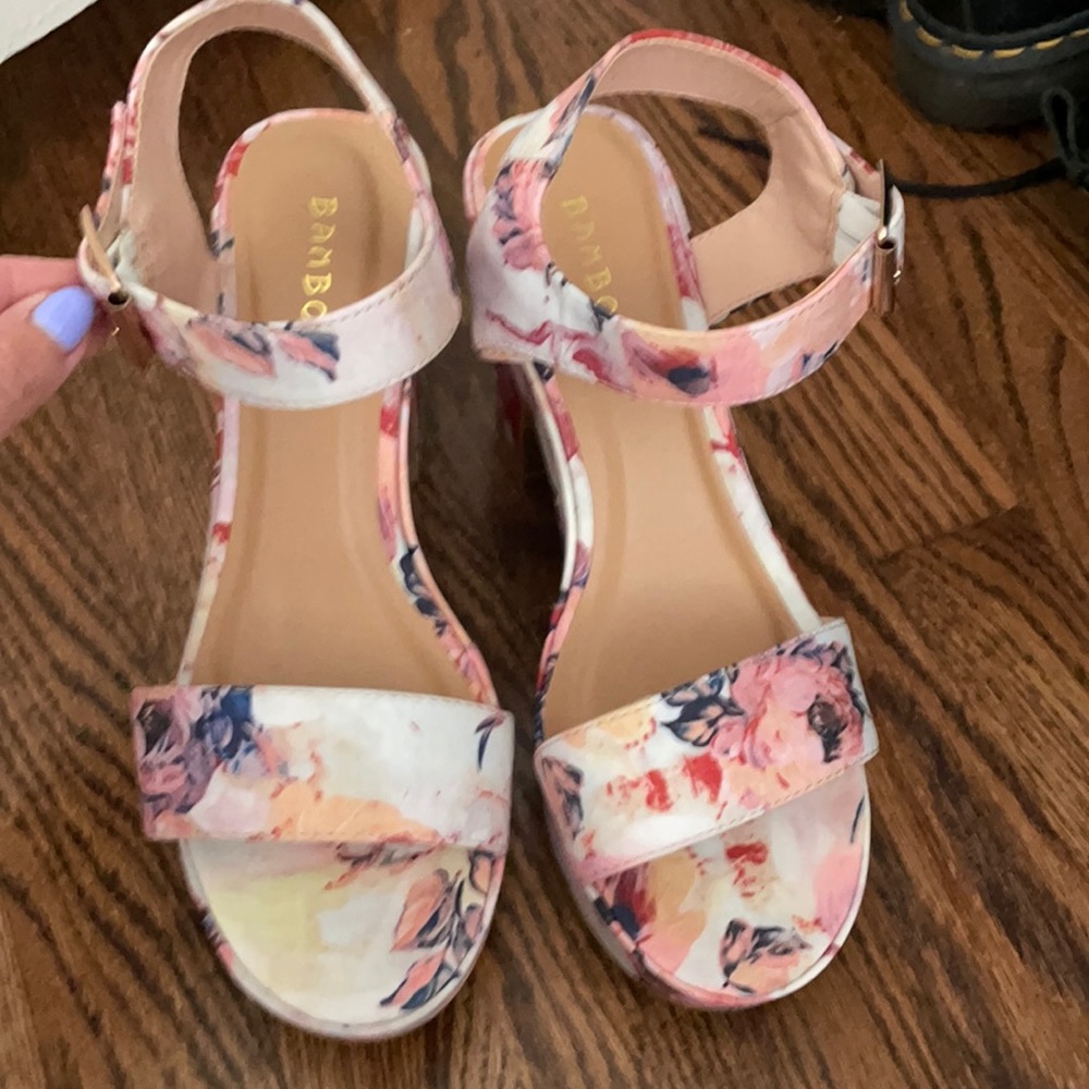 Bamboo floral chucky heels